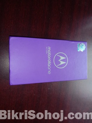 Motorola One Action Intact box